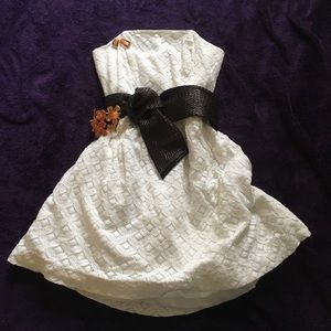 SOLD Lilly Pulitzer Strapless White Dress Size 6